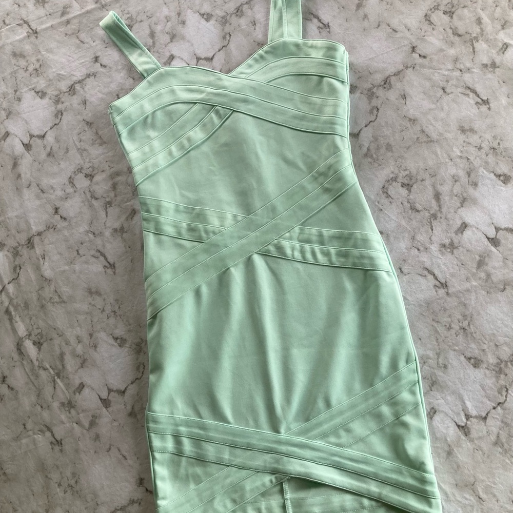 Sold in garage sale!π·Light teal green dress - Picture 9 of 9